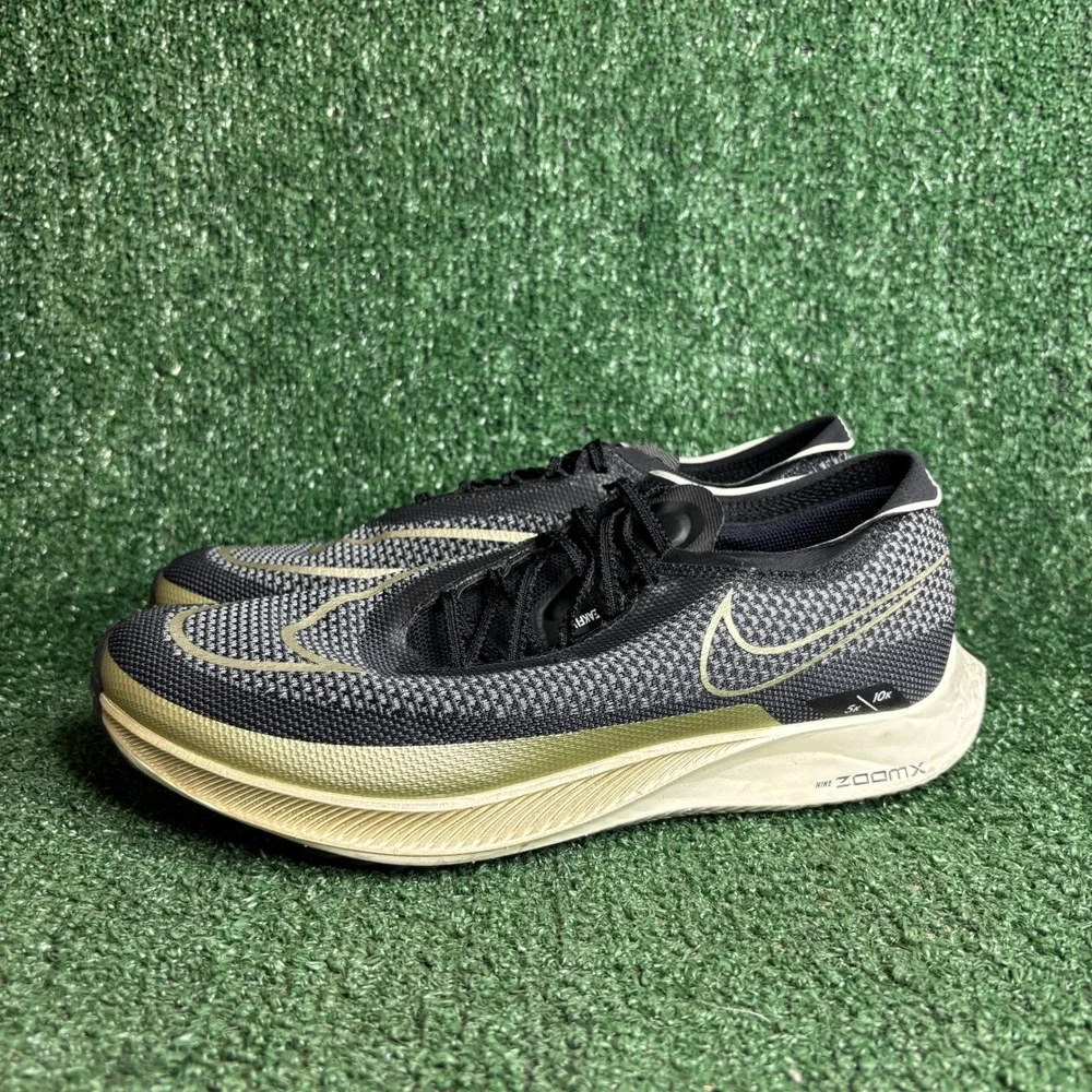 Nike ZoomX Streakfly Road Racing Athletic Sneaker Black Gold Metallic Mens Sz 10